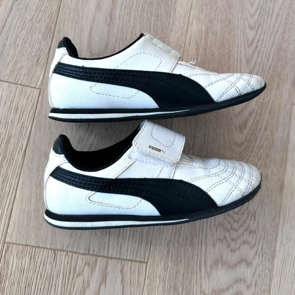 Toddler Puma Sneakers - Picture 3 of 9